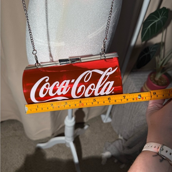 Coca-Cola Soda Can Crossbody Bag - Metallic Red Novelty Clutch - NWOT - Picture 6 of 14